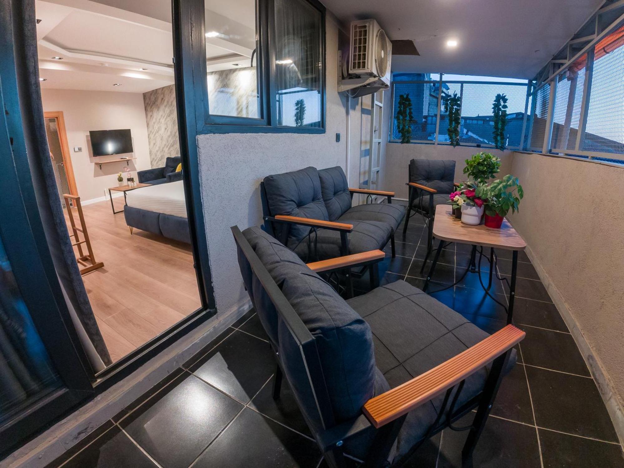 Taksim Rexxee Istanbul Istiklal Hotel Exterior photo