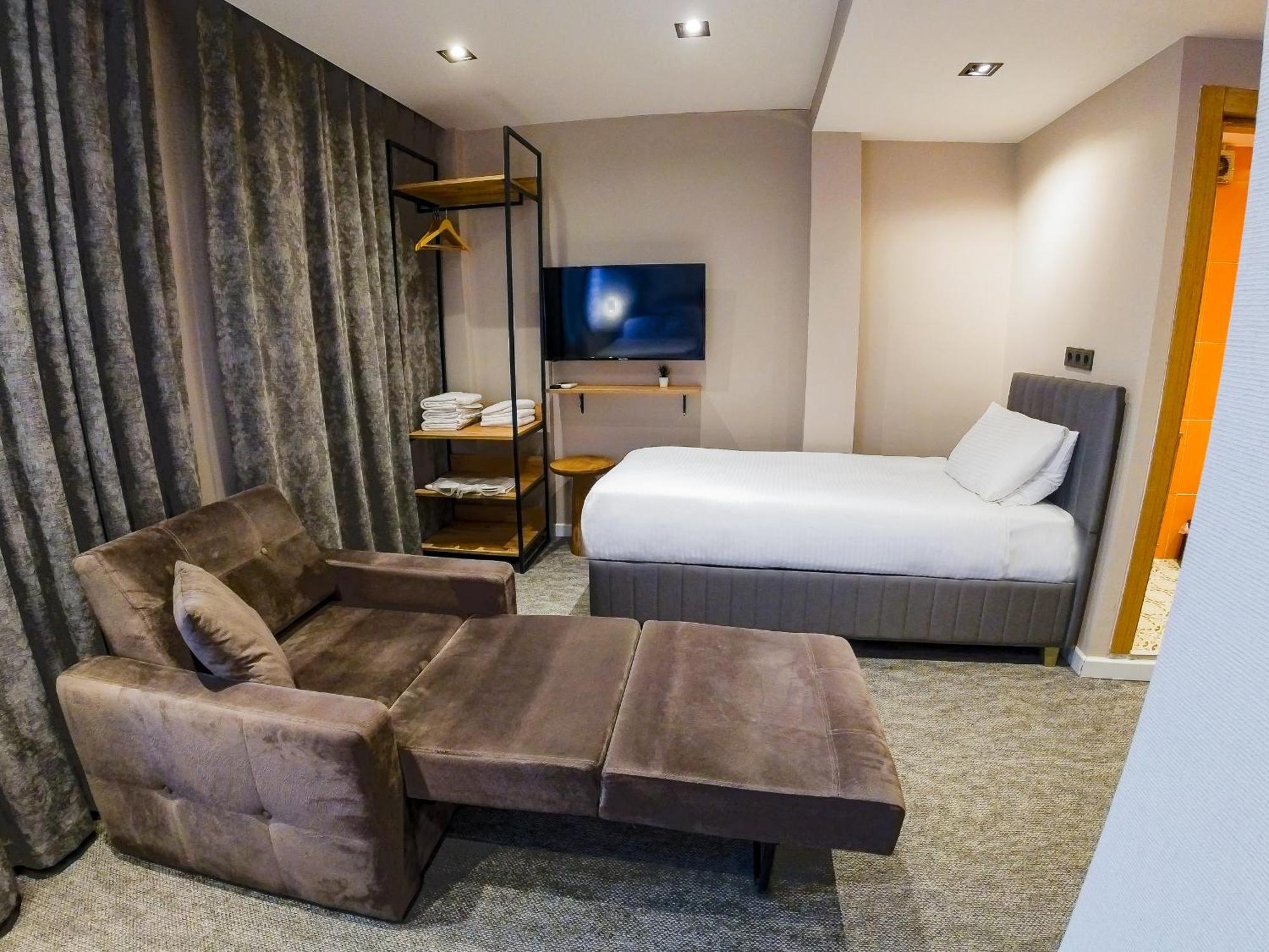 Taksim Rexxee Istanbul Istiklal Hotel Exterior photo