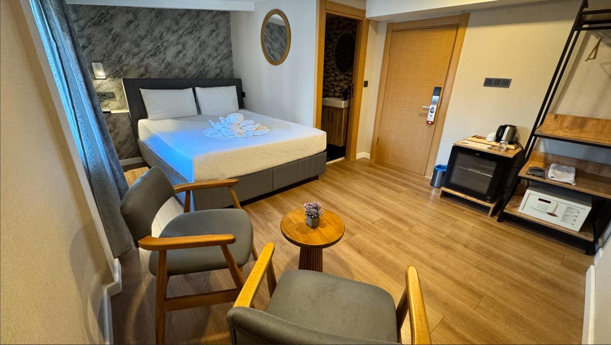 Taksim Rexxee Istanbul Istiklal Hotel Room photo